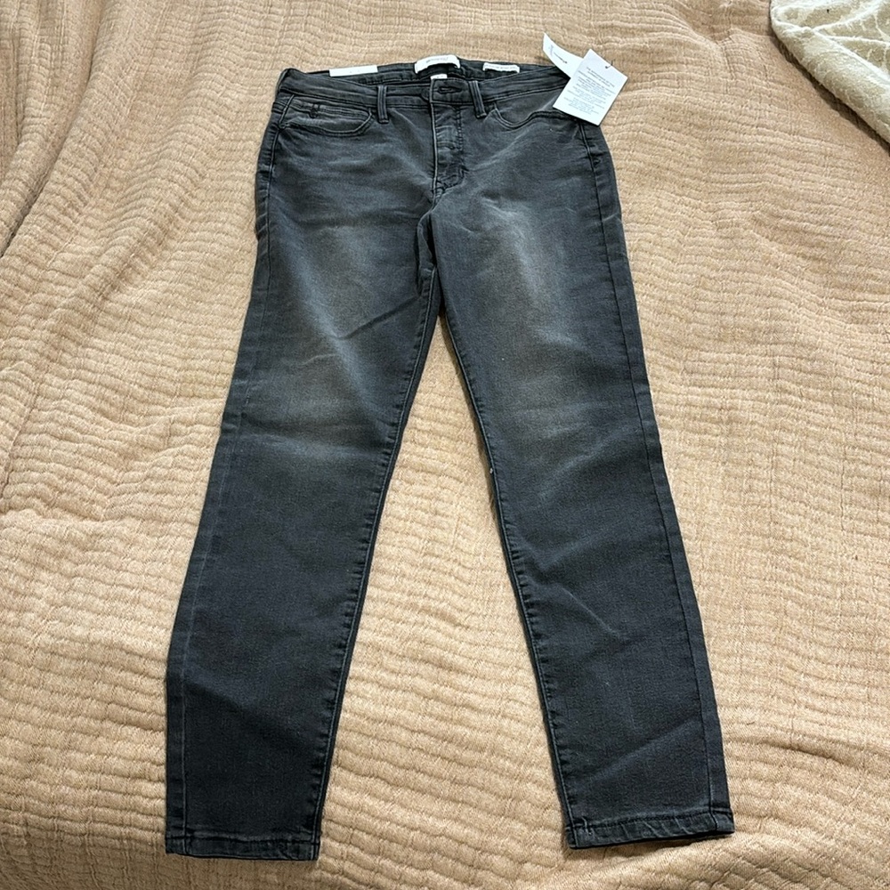 Skinny girl hourglass ankle denim jeans - stretchy yet tapered